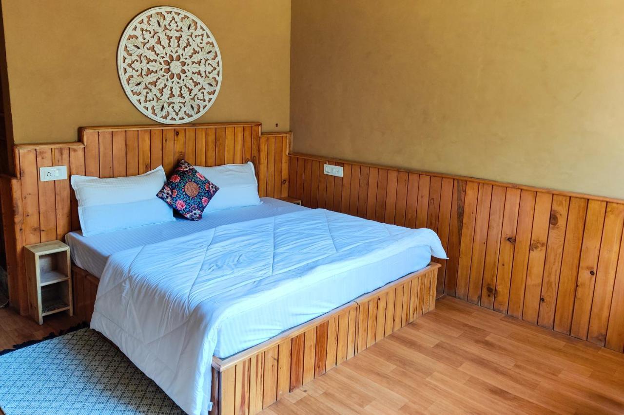 Incredible Guest House Jibhi Bagian luar foto